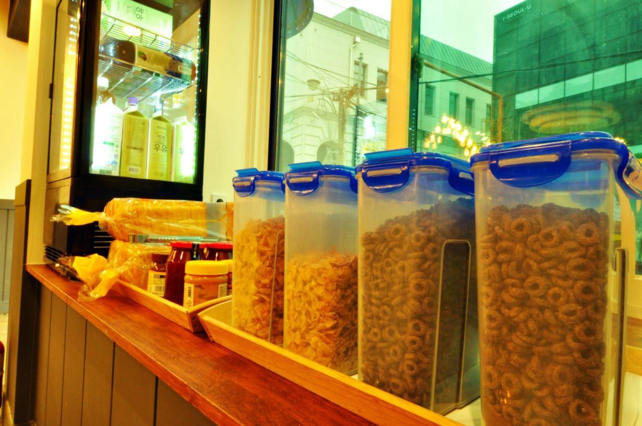 Myeongdong Rooftop Hostel Сеул Екстер'єр фото