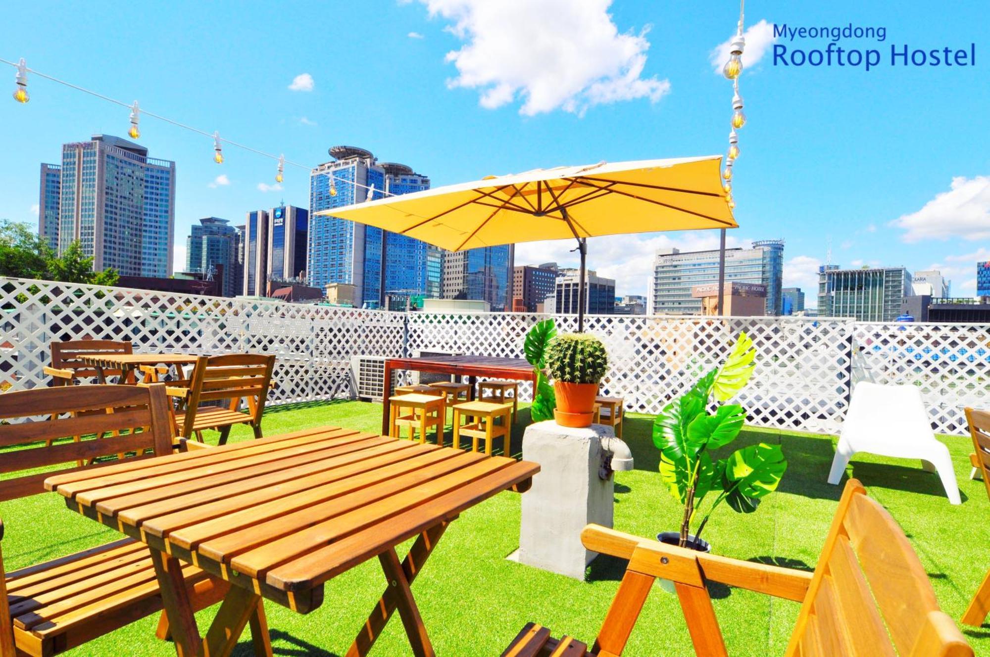 Myeongdong Rooftop Hostel Сеул Екстер'єр фото